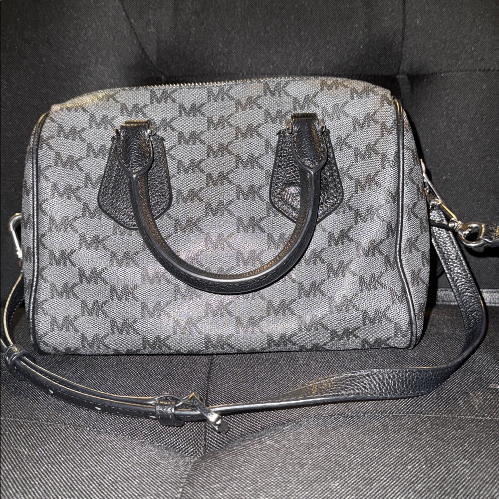 Michael Kors Monogram Black and Gray Satchel - Picture 3 of 9